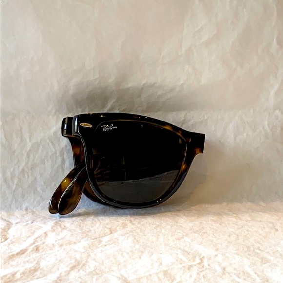 Ray-Ban Folding Wayfarer - Picture 6 of 11
